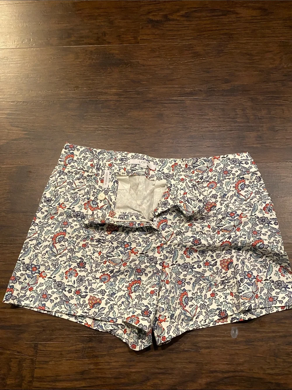 LOFT Floral Cotton Shorts - White with Red & Blue Flowers